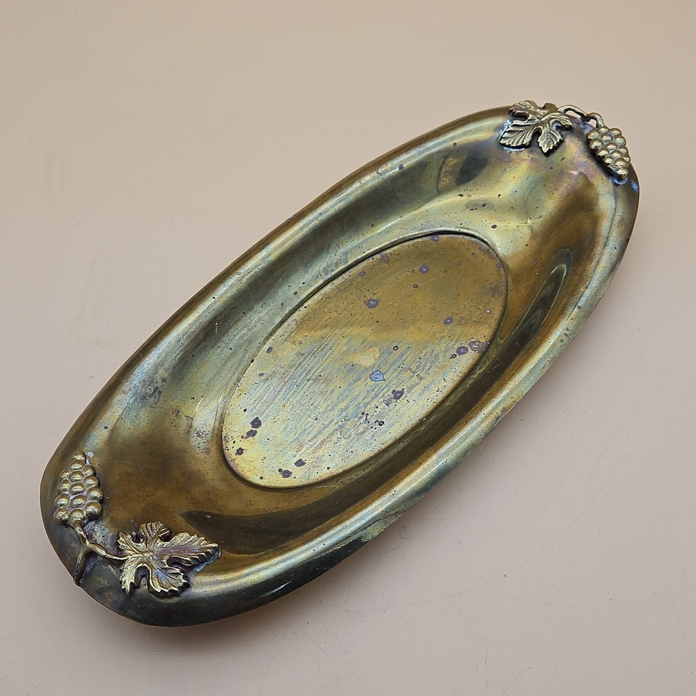 Vintage Brass Oval Dish Tray Grapes Leaves Made In India 12"
